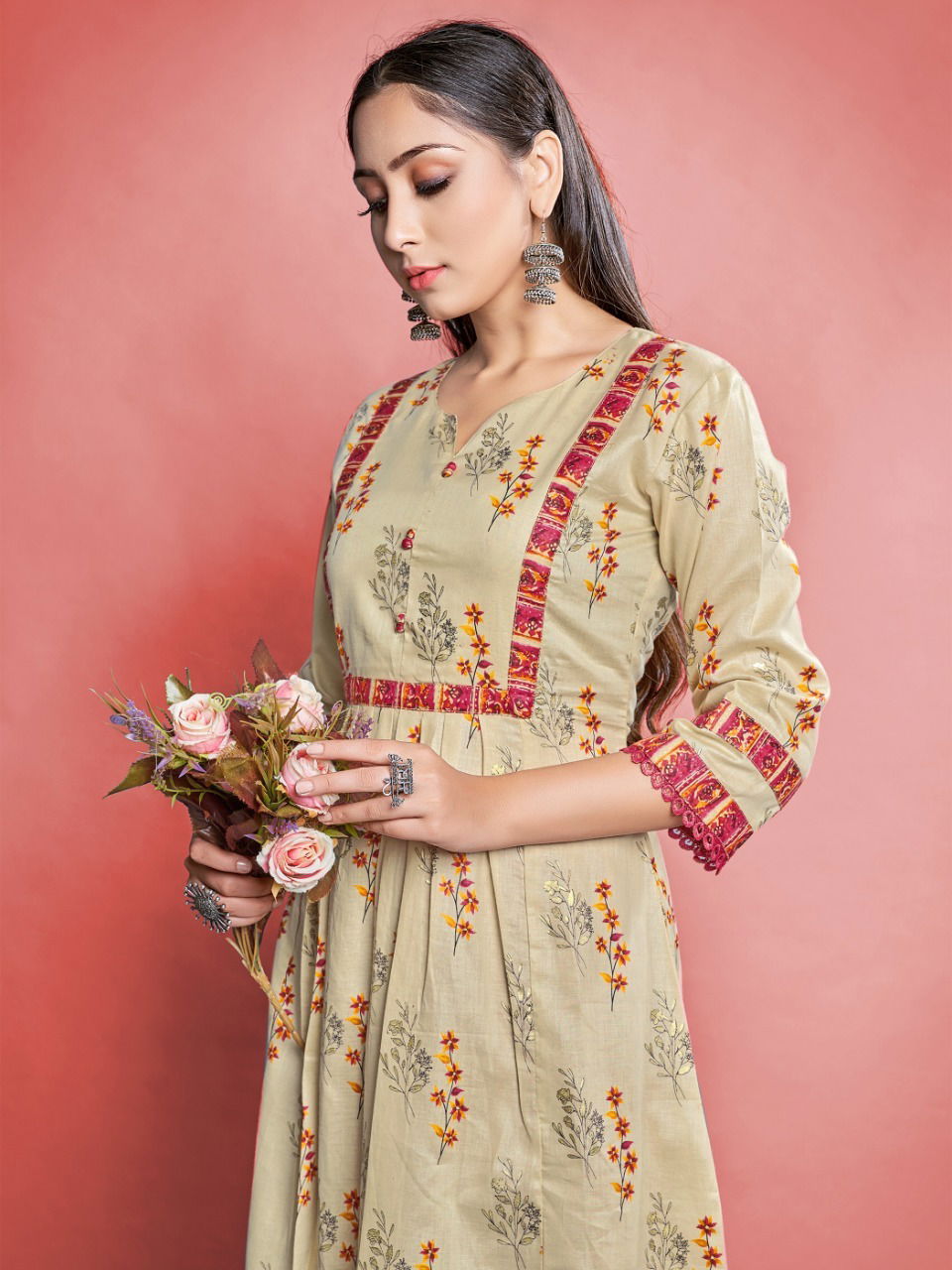 Style Instant Sanjana Fancy Ethnic Wear Wholesale Cotton Kurti With Bottom